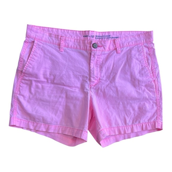 GAP Pants - Khakis by GAP Girlfriend pink shorts size 10 Women
